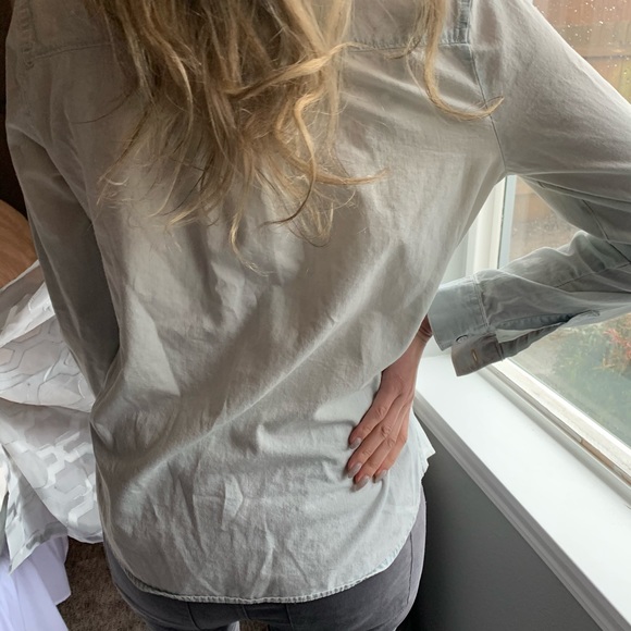 Button down shirt - Picture 2 of 3